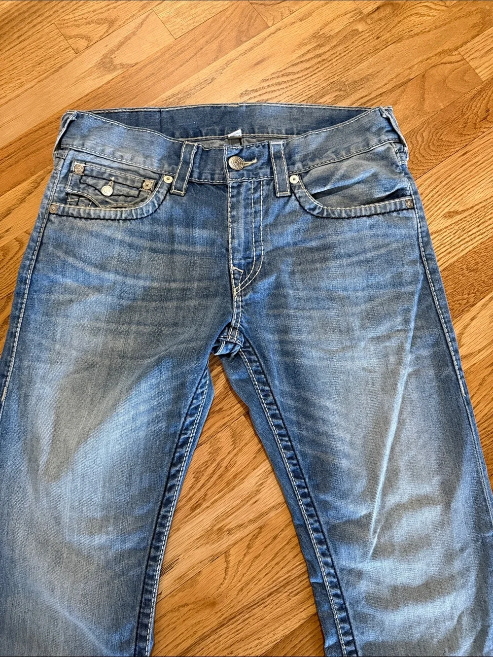 True Religion Men’s Blue Bootcut Jeans size 32.  Excellent condition
